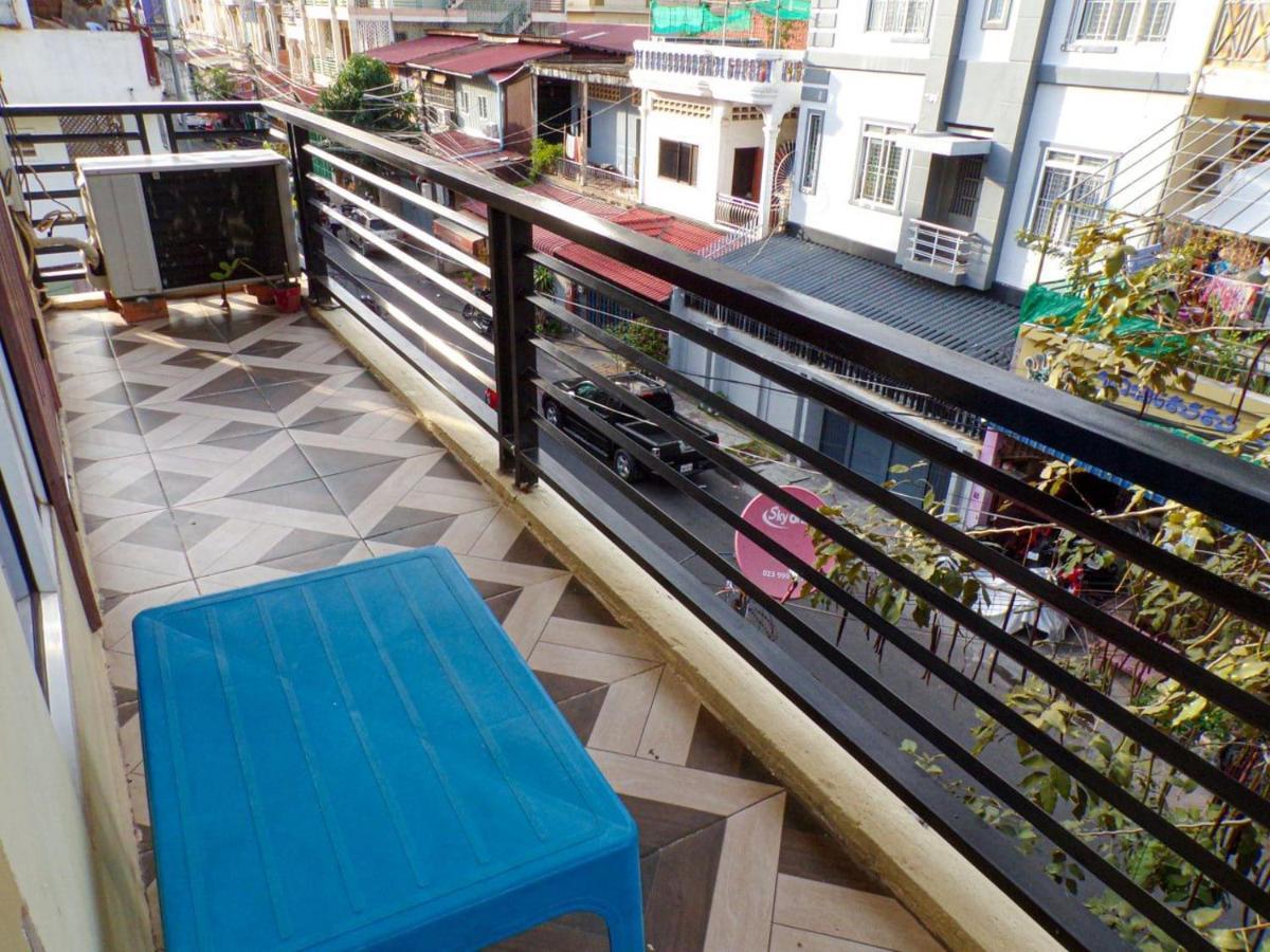 Ferienwohnung Cassiarata Phnom Penh Exterior foto