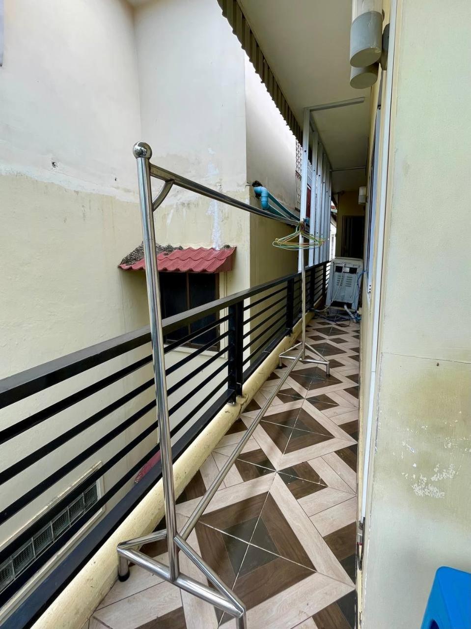 Ferienwohnung Cassiarata Phnom Penh Exterior foto
